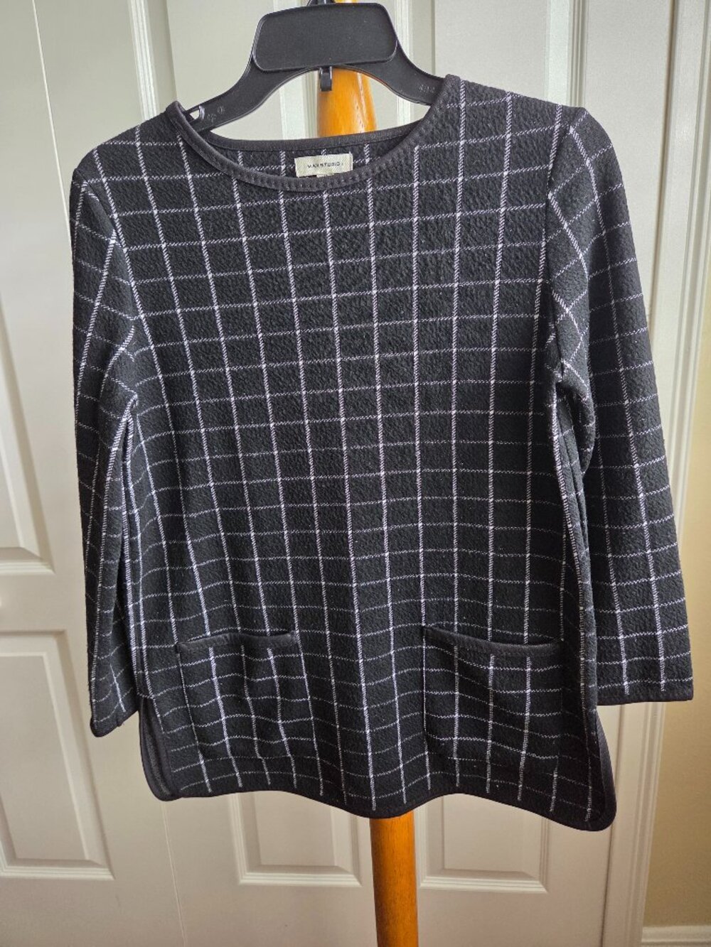 Max Studio Black and White Windowpane Tunic with Front Patch Pockets Size XS